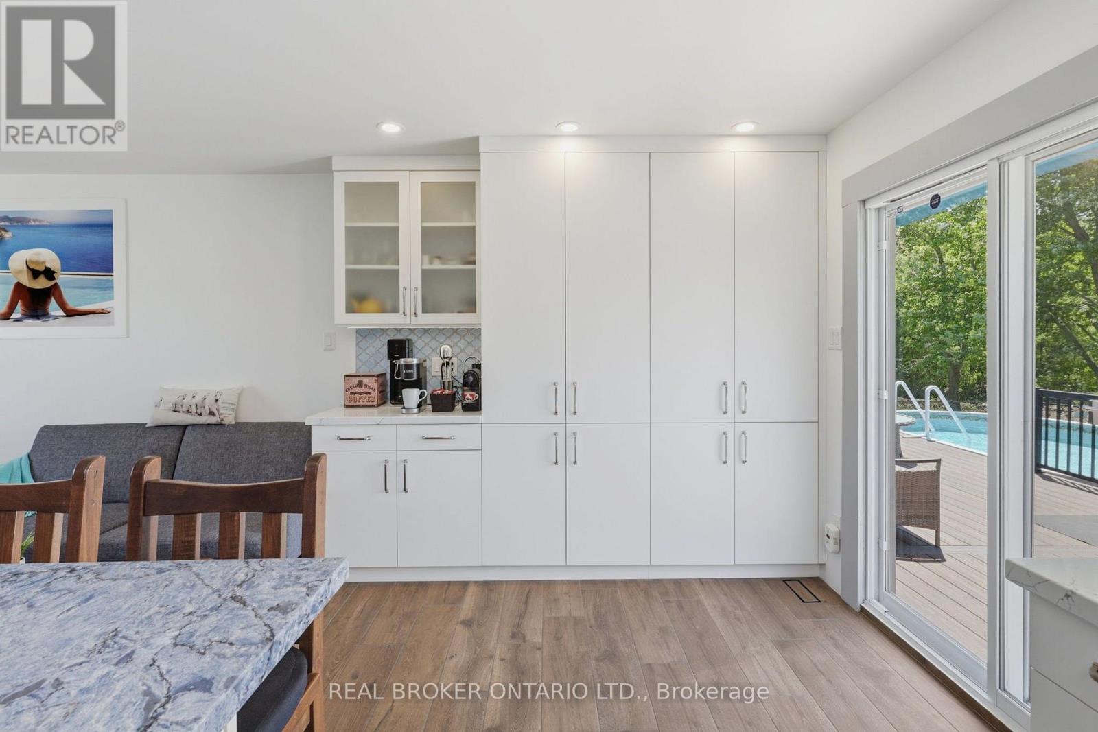 6022 TRAFALGAR ROAD - 12