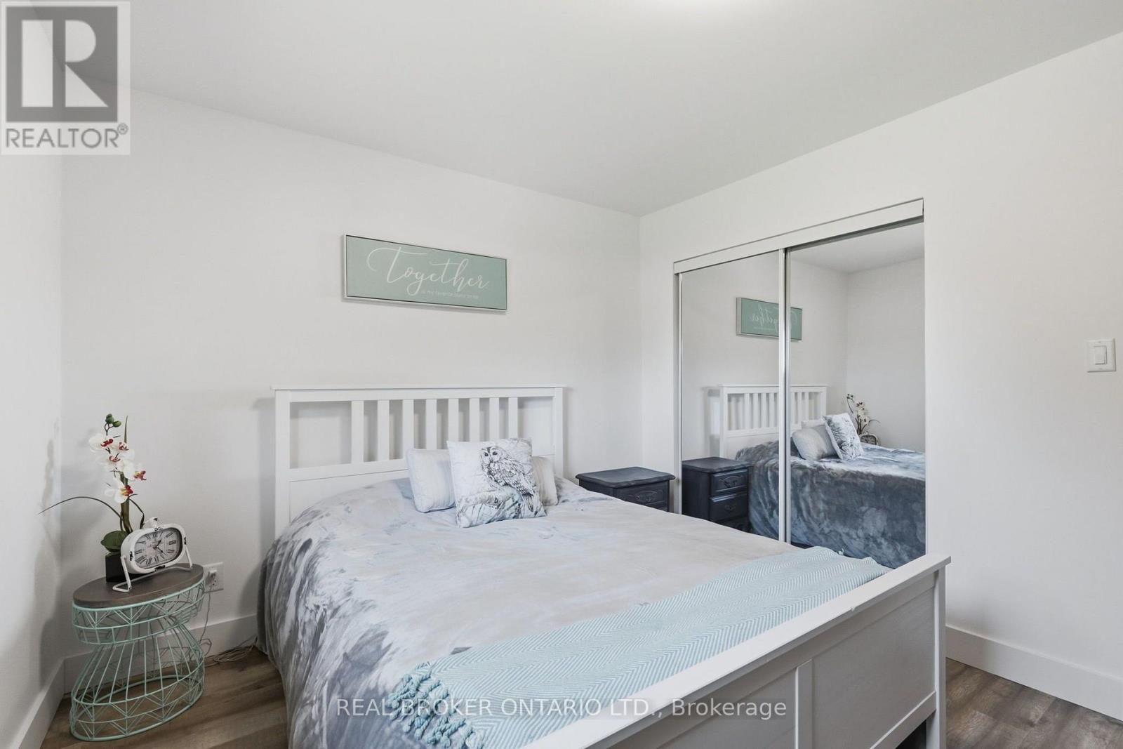 6022 TRAFALGAR ROAD - 19