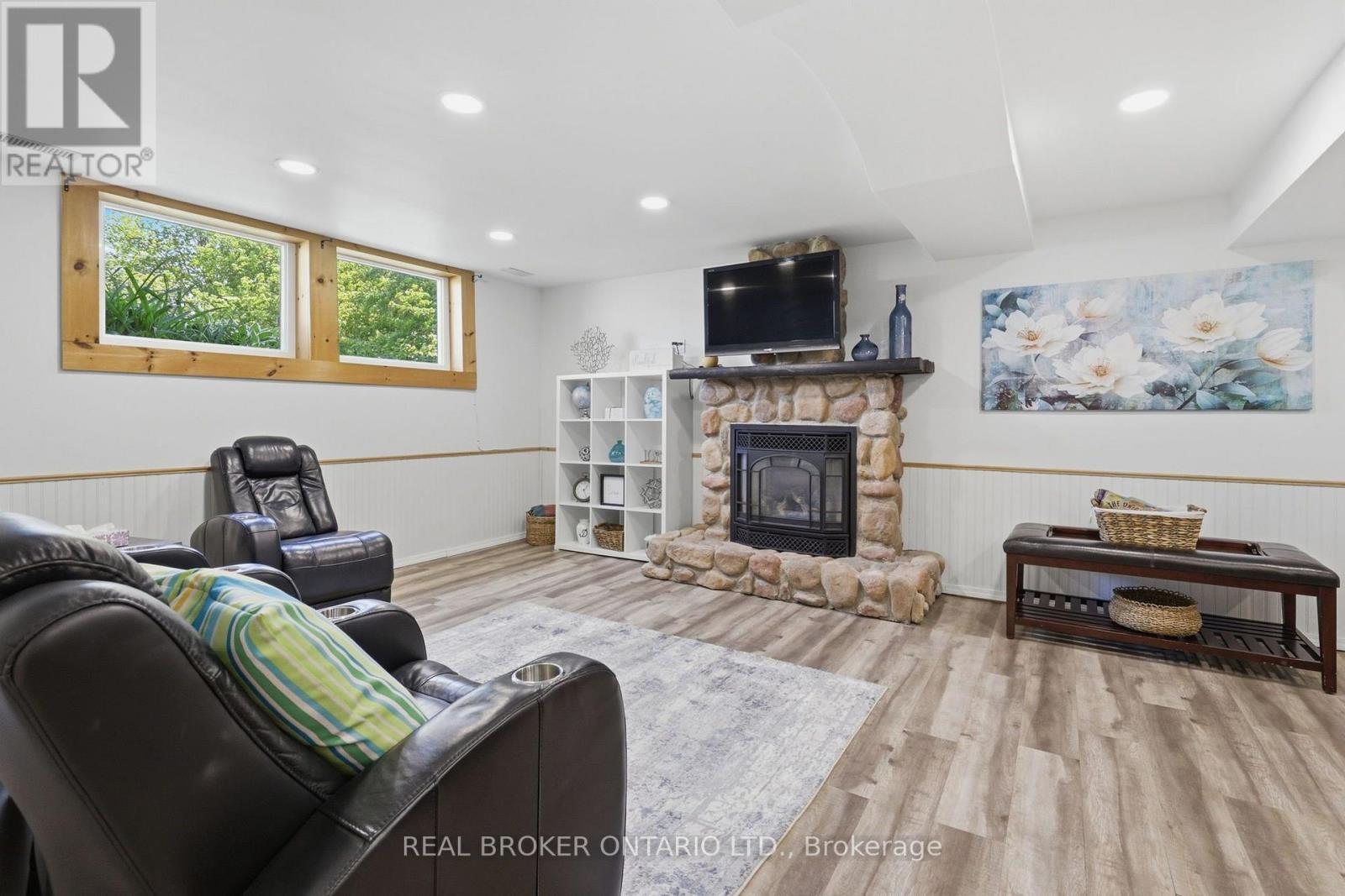 6022 TRAFALGAR ROAD - 22