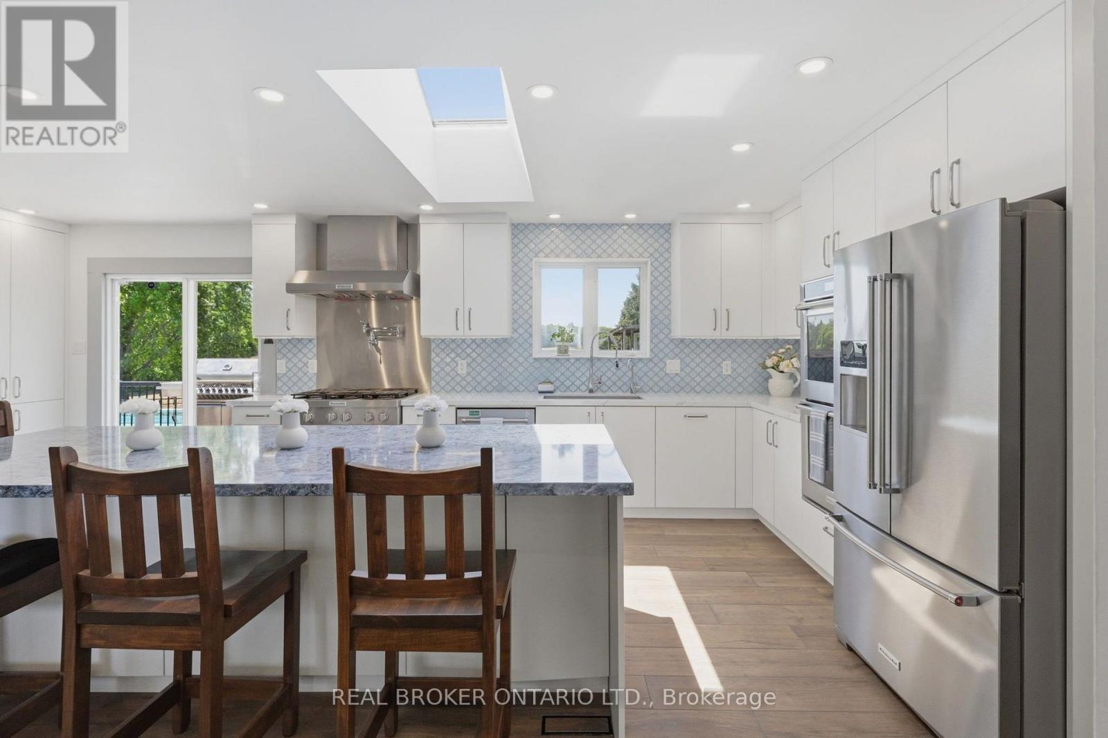 6022 TRAFALGAR ROAD - 8
