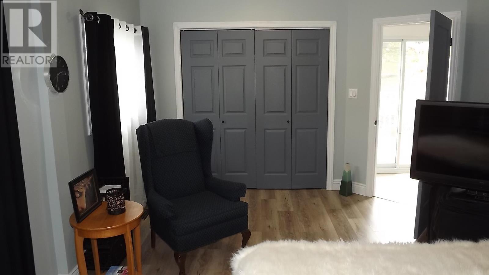 107 Hutchison AVE - 12