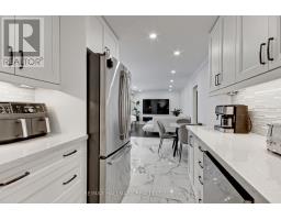 13 Patrick Drive, Aurora, ON L4G2A6 Photo 25