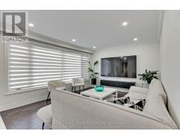 13 Patrick Drive, Aurora, ON L4G2A6 Photo 11