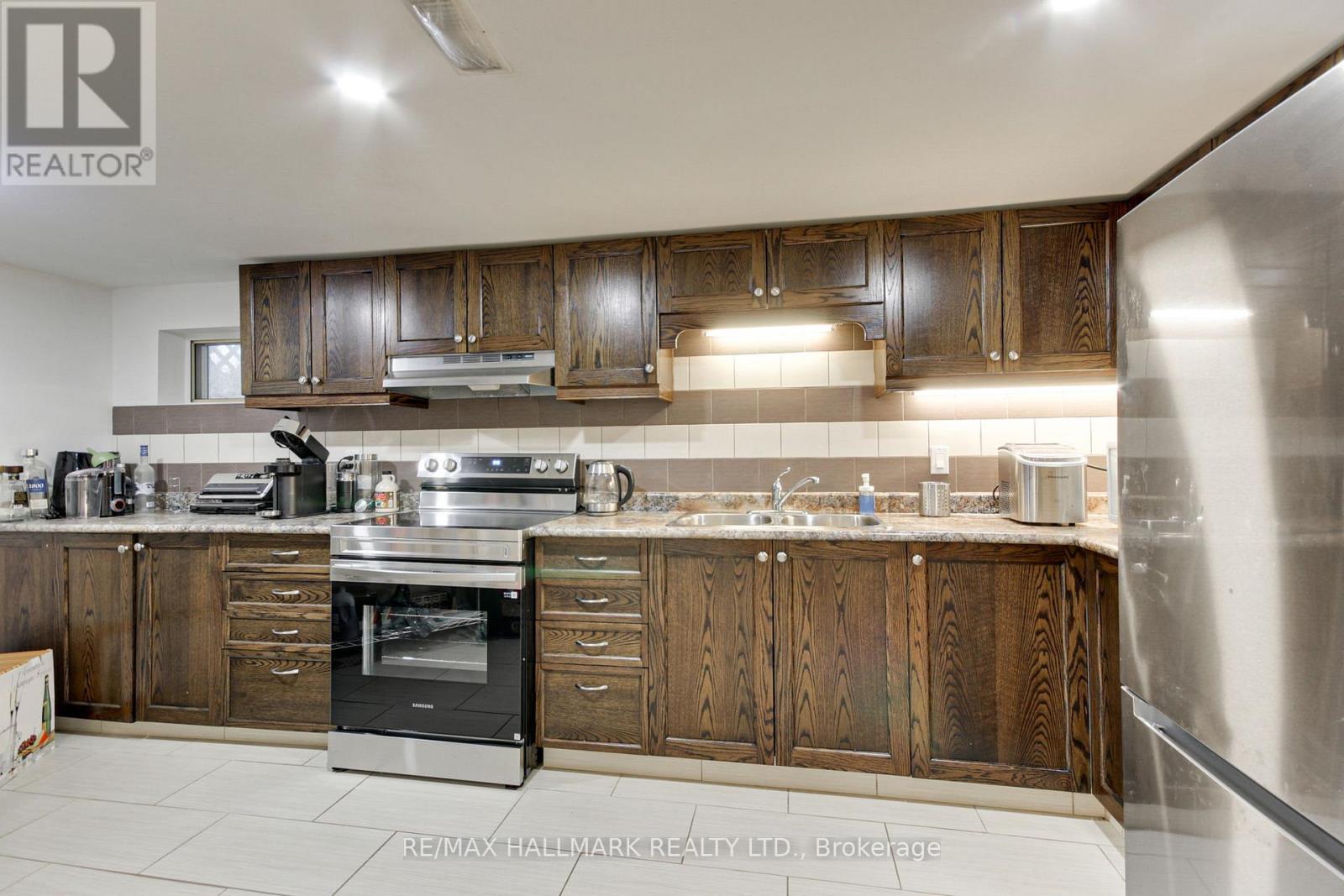13 PATRICK DRIVE - Image 38