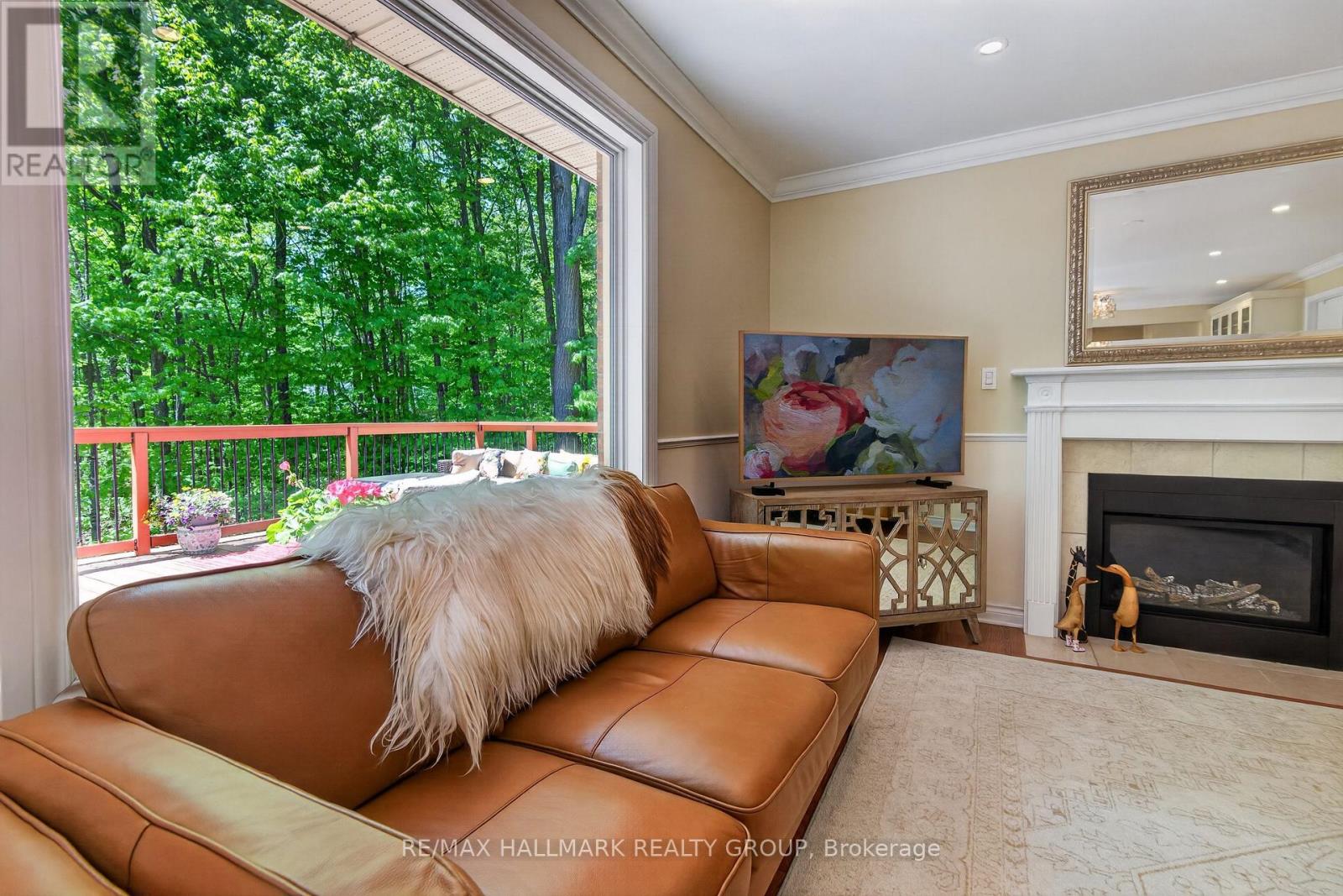 1372 JULES LEGER DRIVE - 20