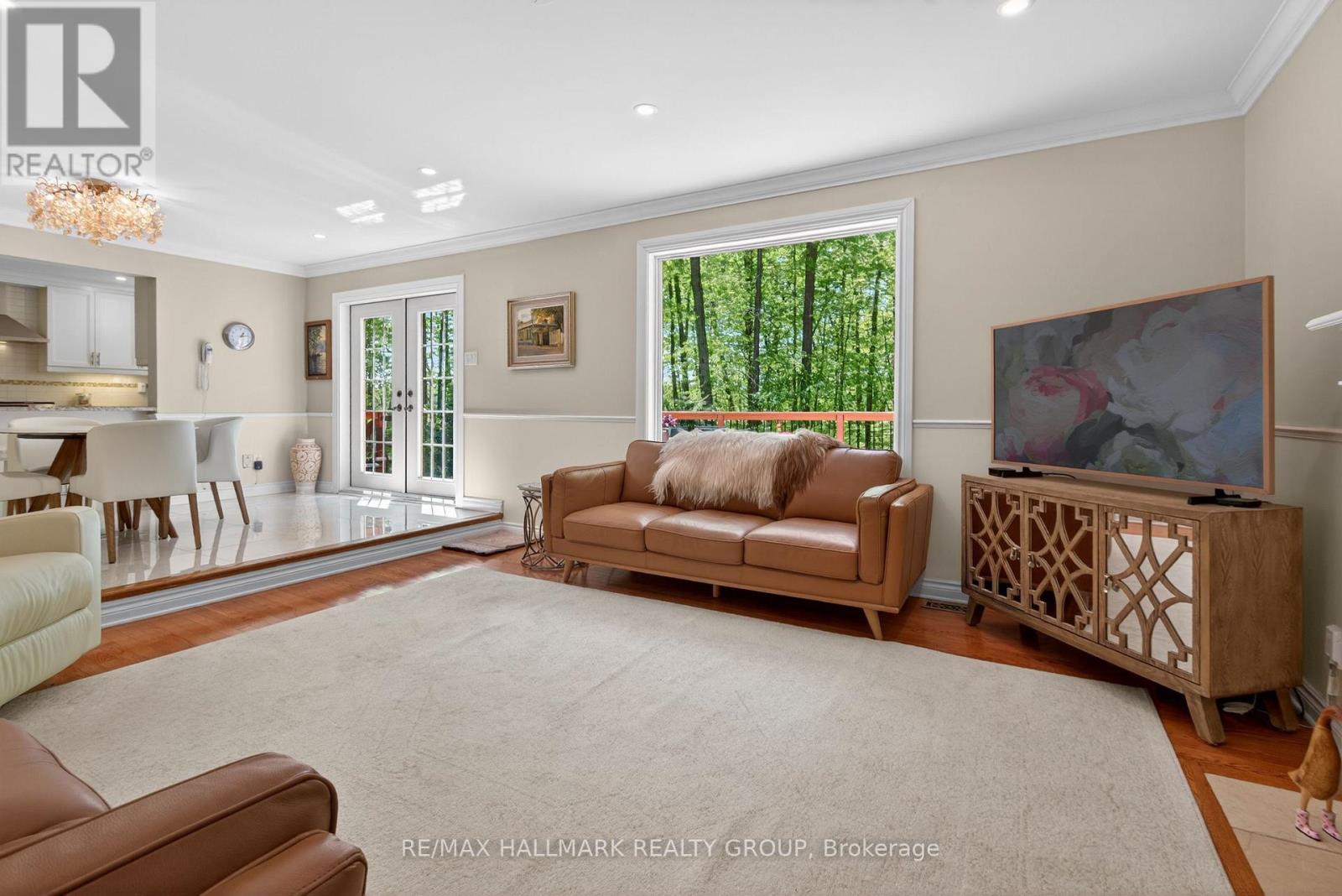 1372 JULES LEGER DRIVE - 19