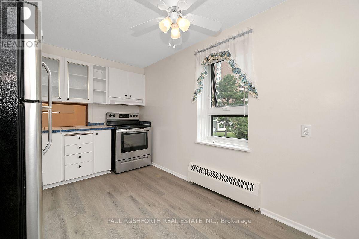 #201 1356 MEADOWLANDS DRIVE E - 21