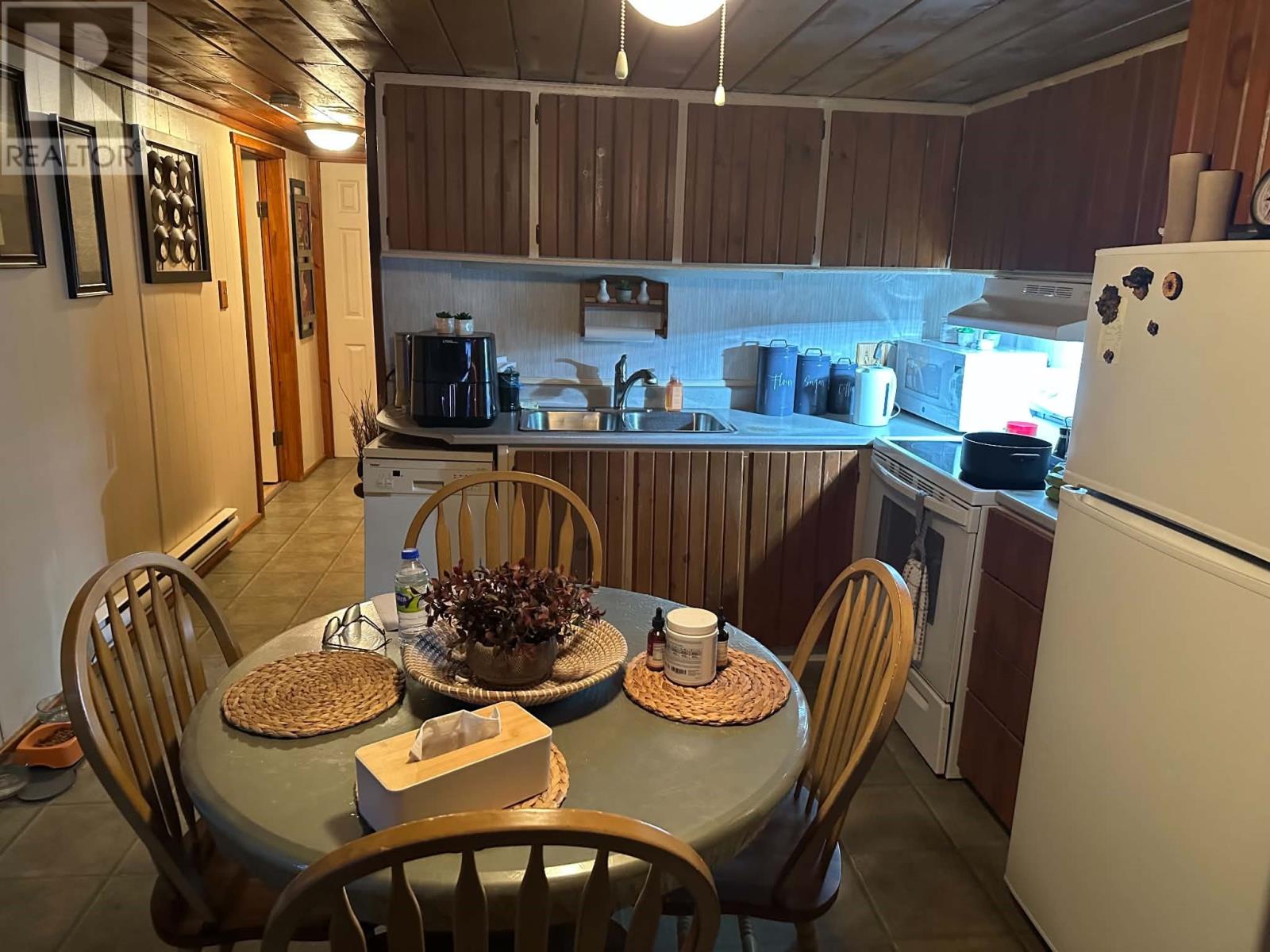 16 Burry Crescent - 10