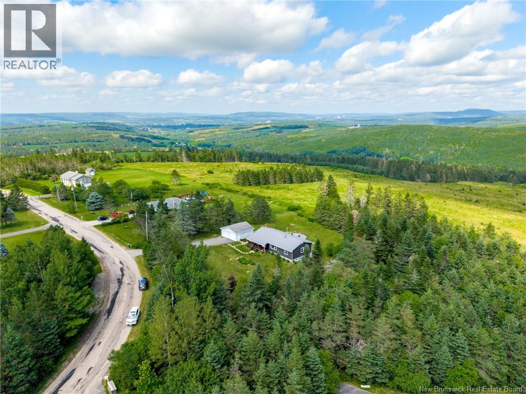 55 Valleyview Drive - 50