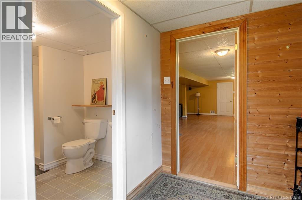 55 Valleyview Drive - 36