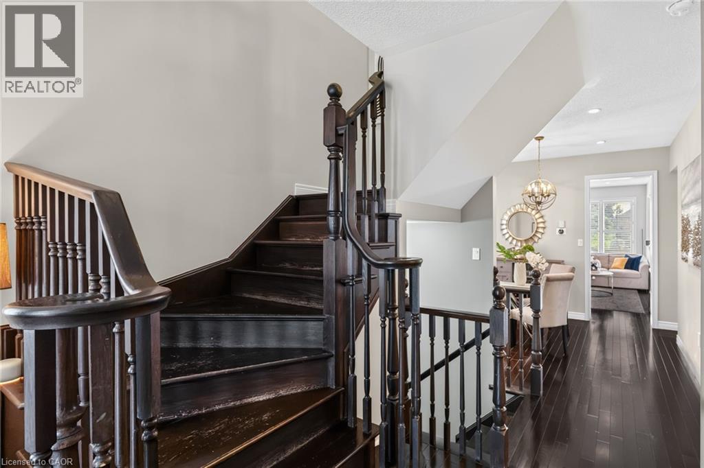 21 SUMMERBERRY Way - Image 8