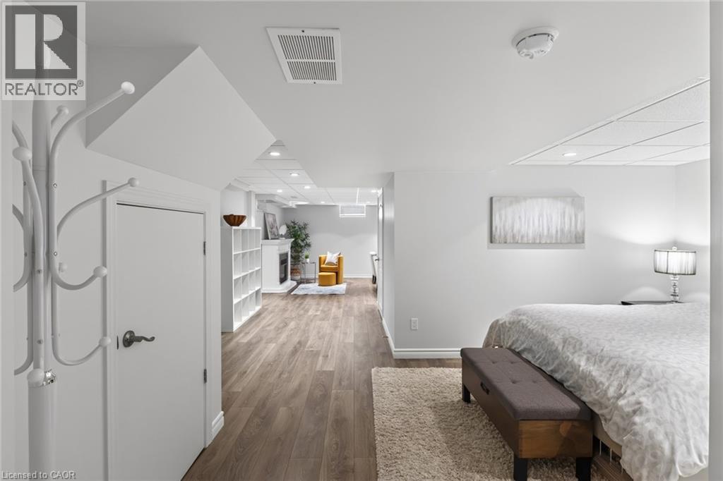 21 SUMMERBERRY Way - Image 38