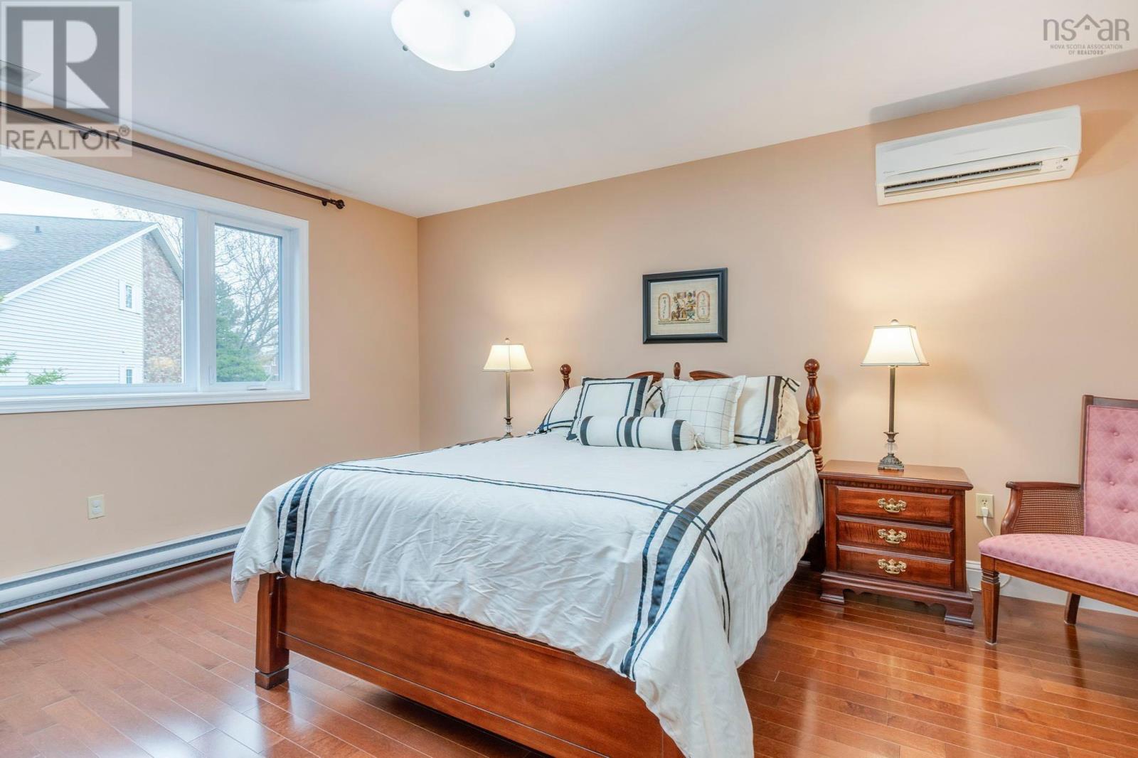 7 Banbury Close - 15