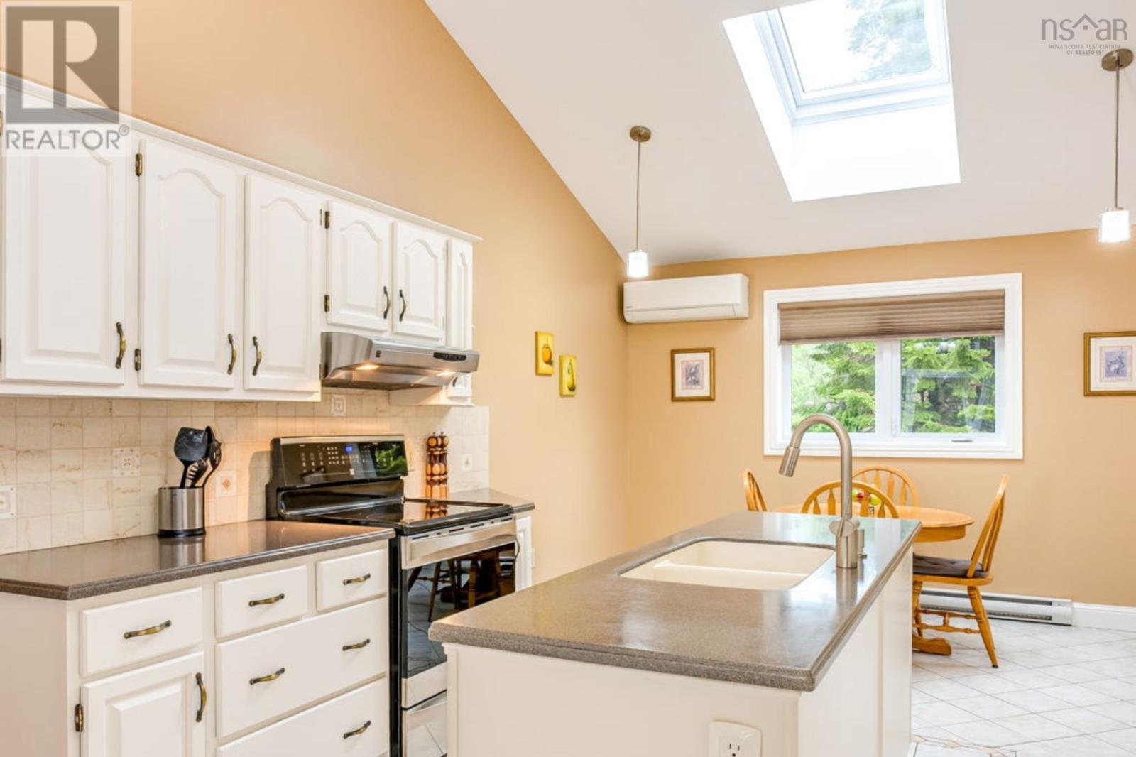 7 Banbury Close - 11