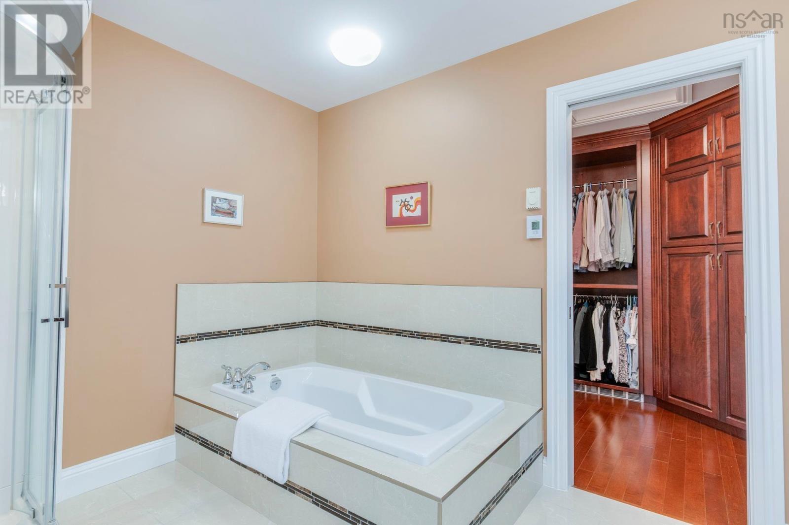 7 Banbury Close - 22