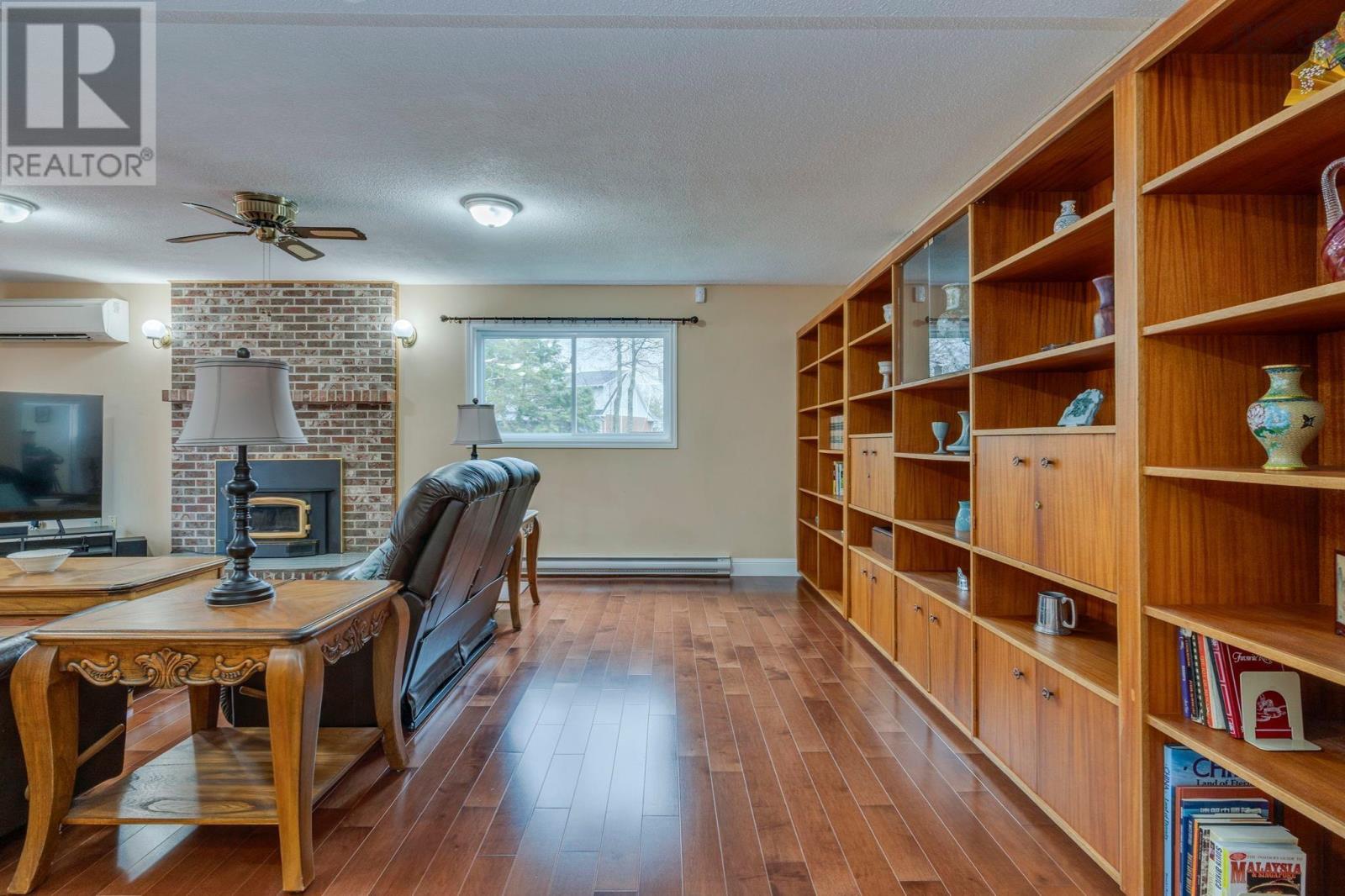 7 Banbury Close - 33