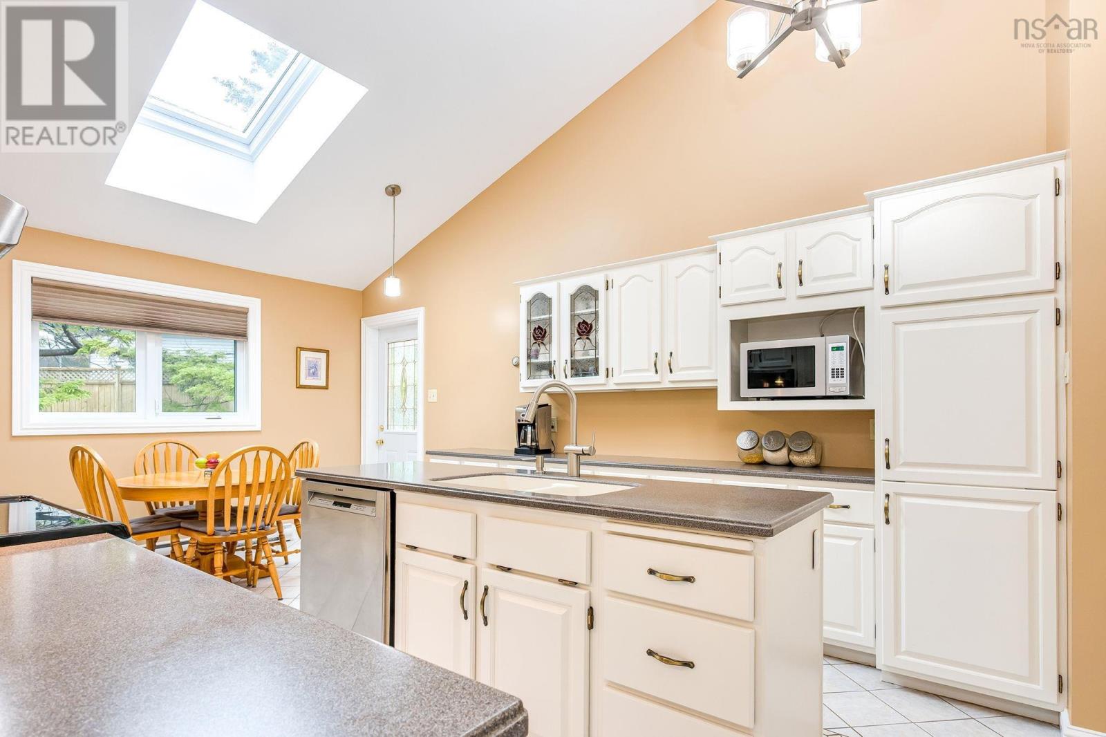 7 Banbury Close - 12
