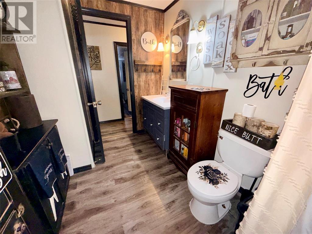 15 ROBINSON Avenue - Image 28