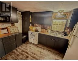 15 Robinson Avenue thumbnail 15