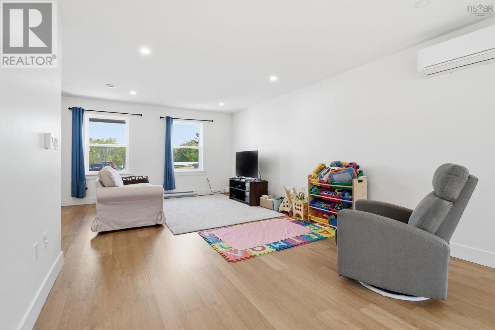 76 Burgess Crescent - 7