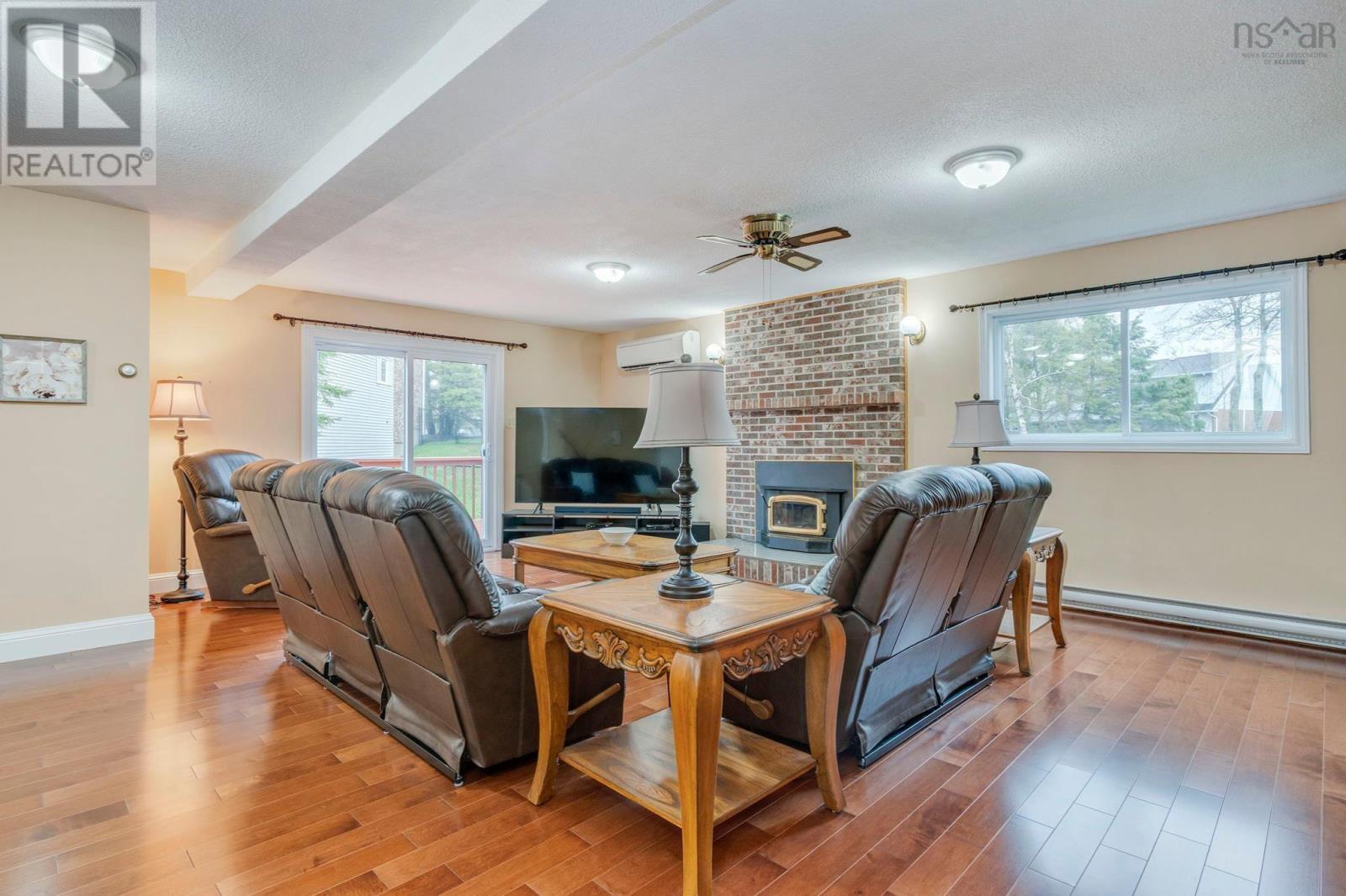 7 Banbury Close - 32