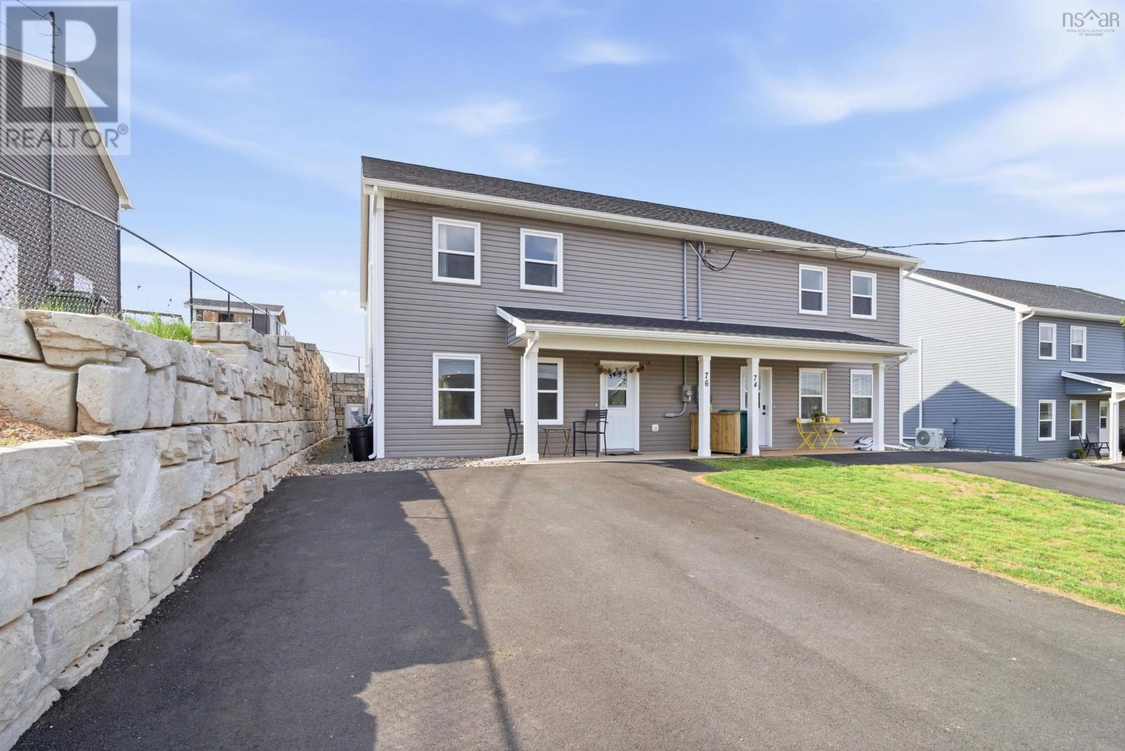 76 Burgess Crescent - 1