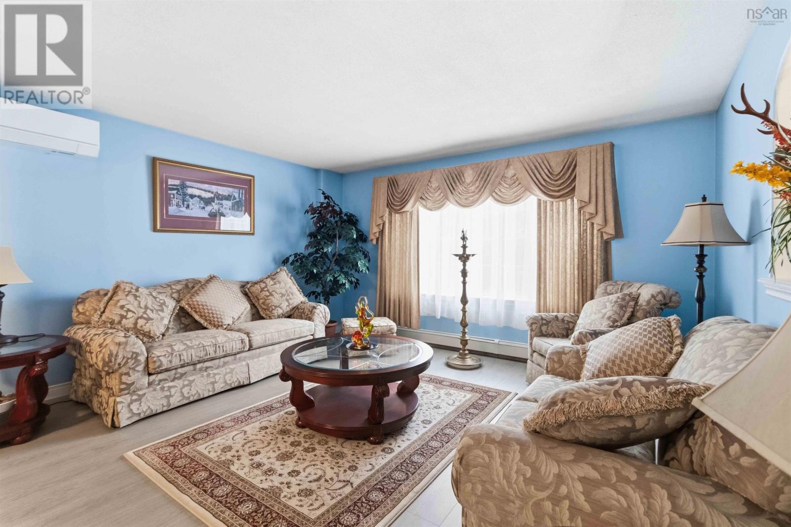 36 Roxham Close - 11