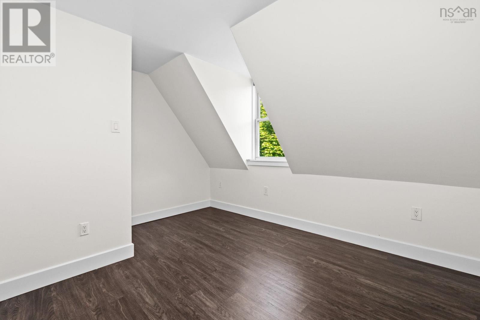 34 Fairbanks Street - 22