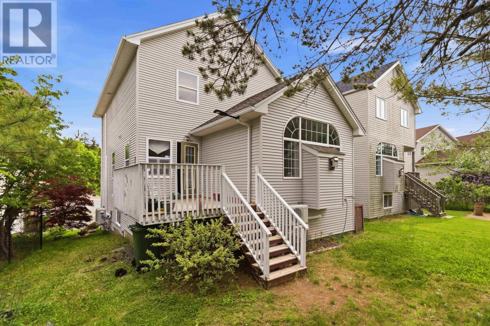 36 Roxham Close - 46