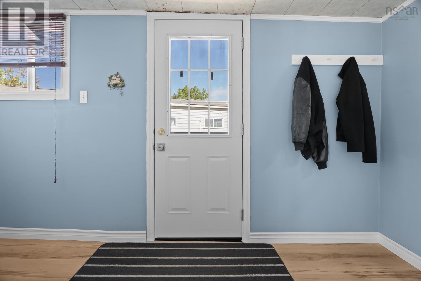 16 Fredericks Lane - 28