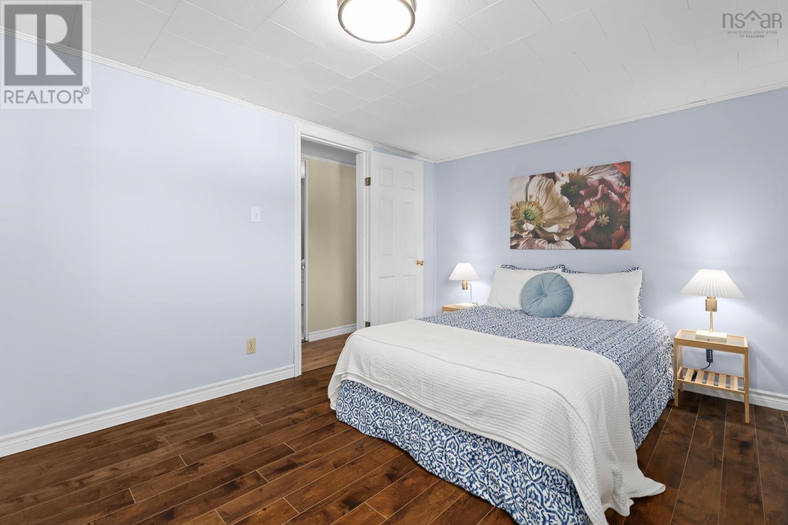 16 Fredericks Lane - 20