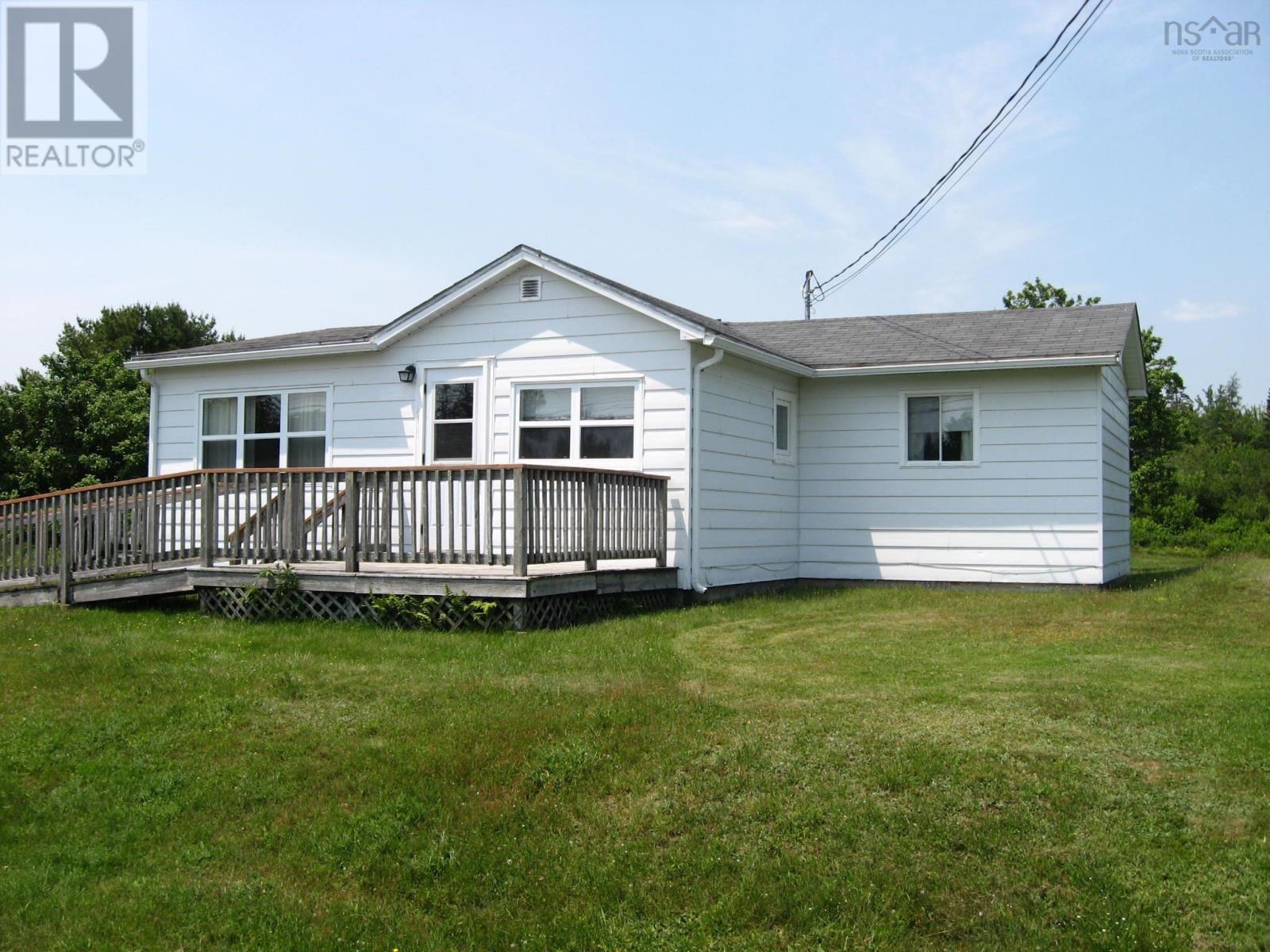 6582 Highway 3 - 2