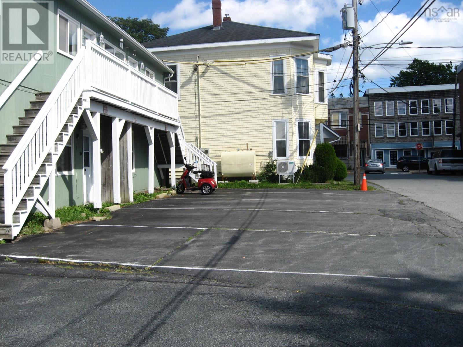 20 Carten Street - 5