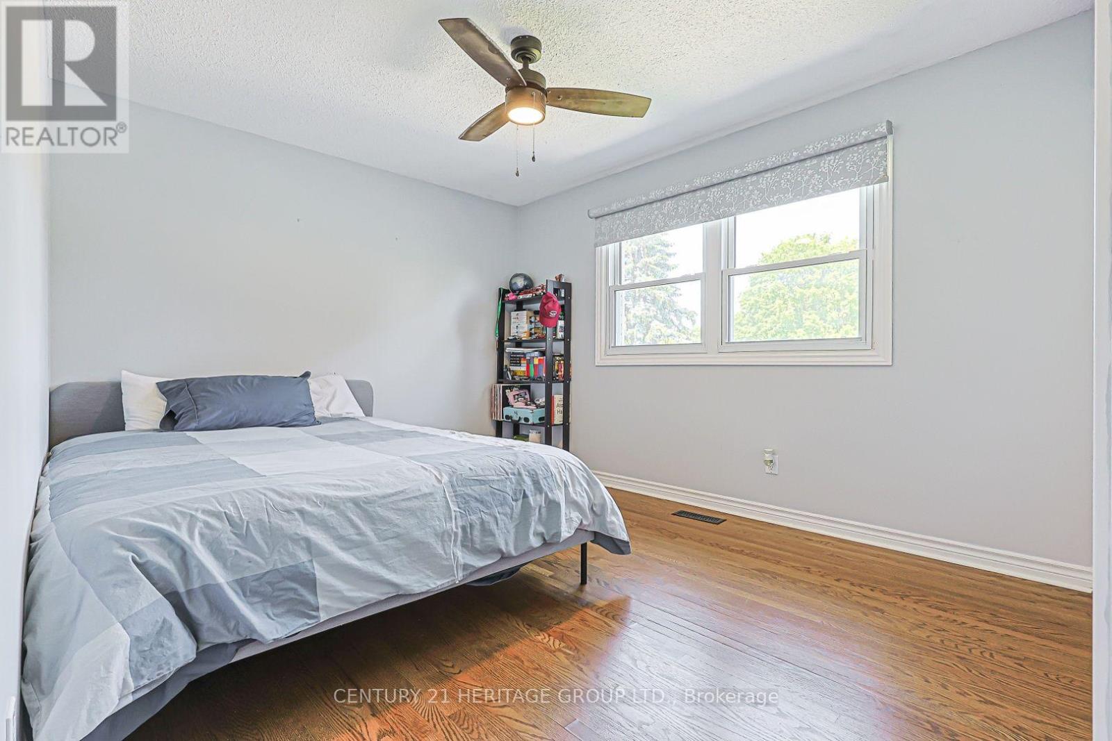 380 SELBY CRESCENT - 21