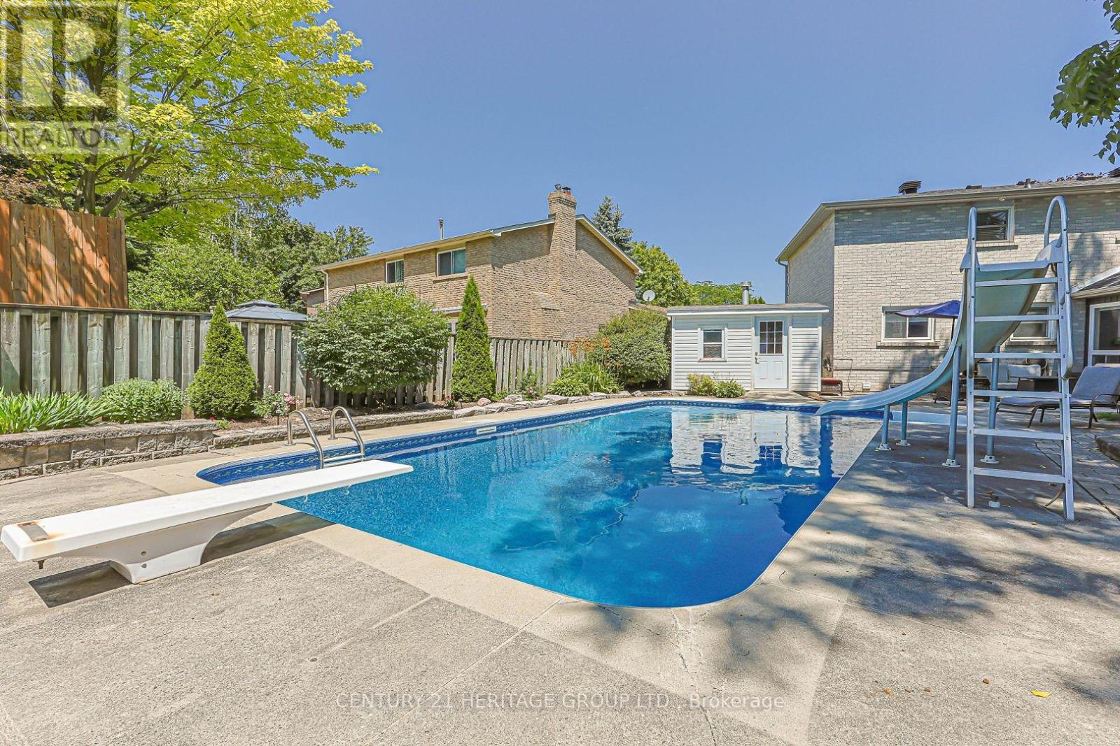 380 SELBY CRESCENT - 38