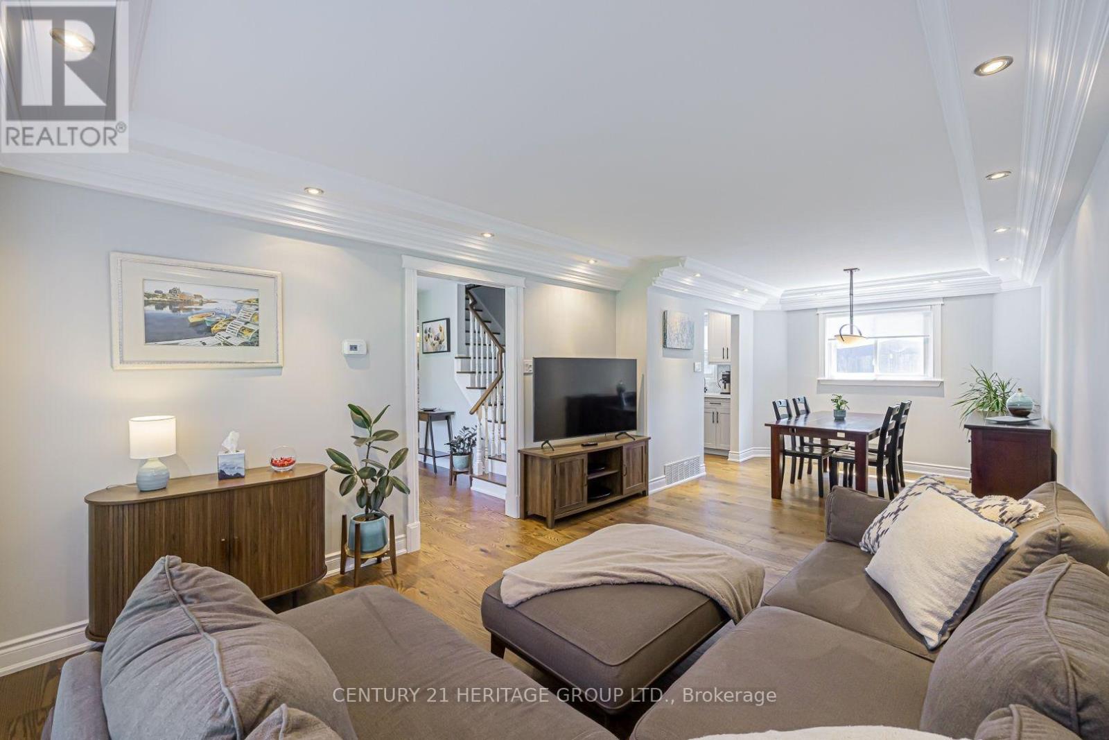 380 SELBY CRESCENT - 6