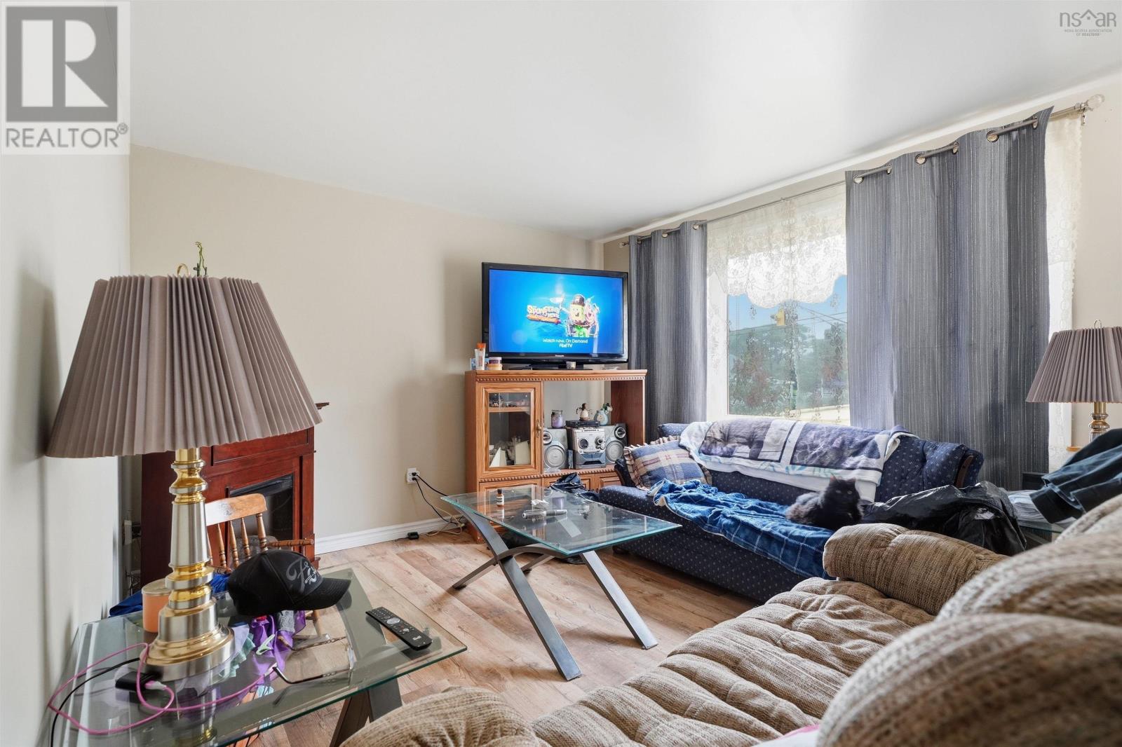 68 Albro Lake Road - 7