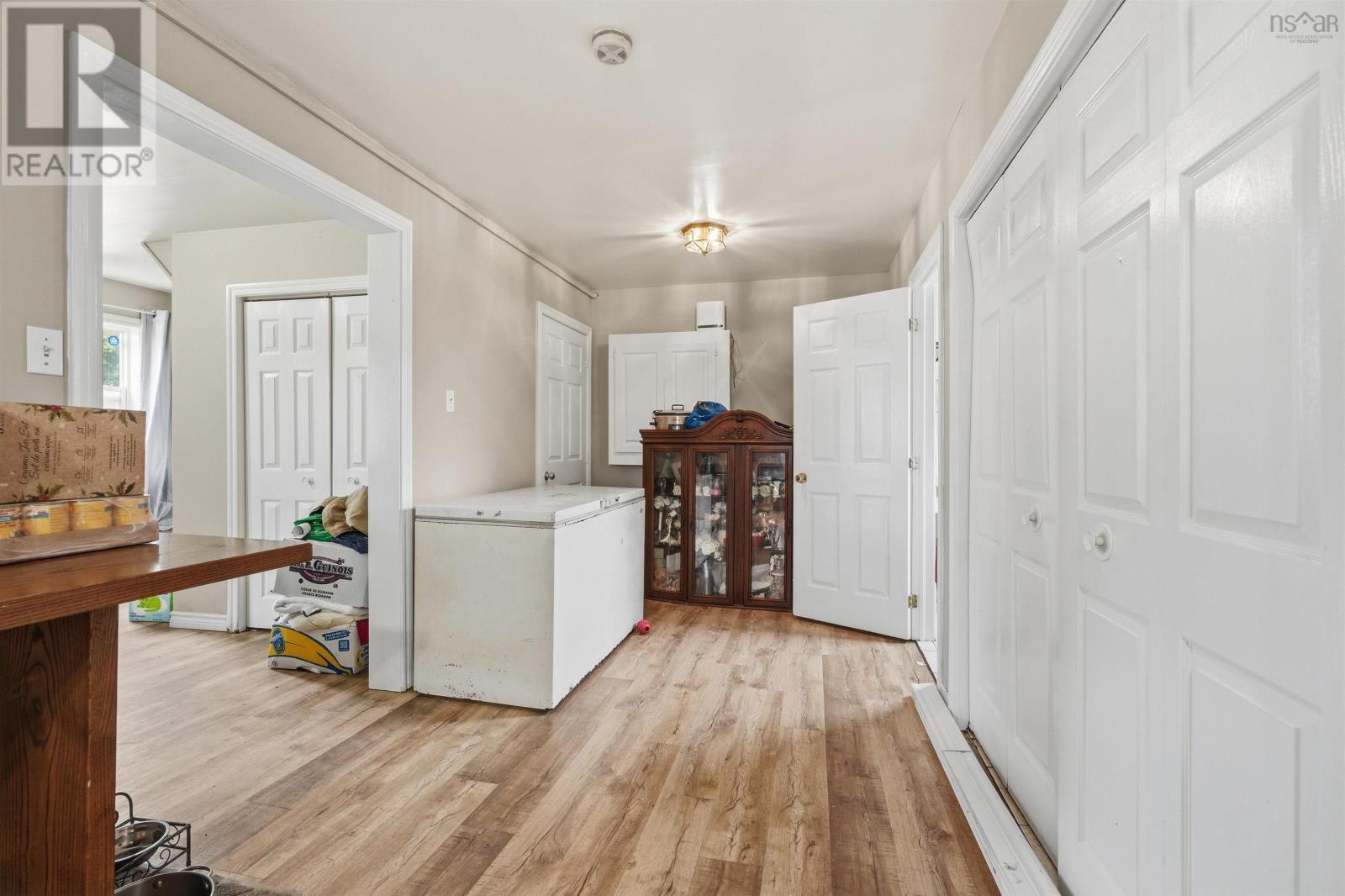 68 Albro Lake Road - 9