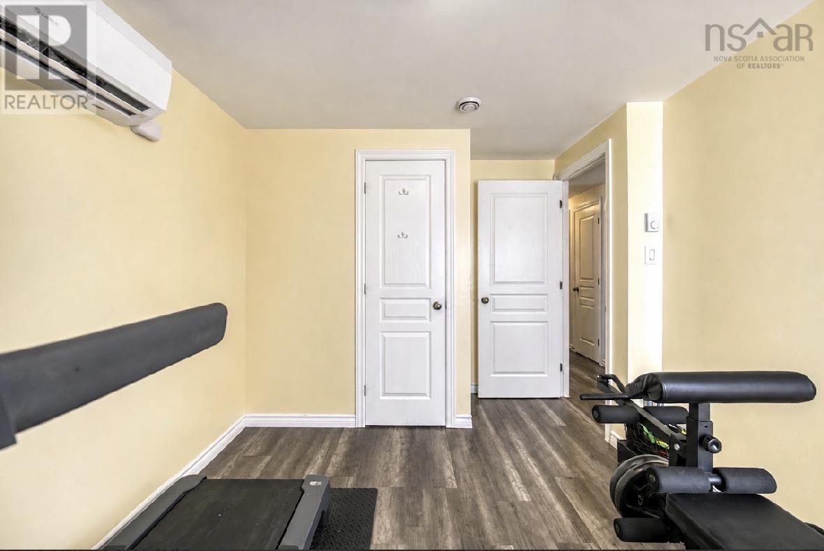 Property 20 of 25 of 1 Prestige Court