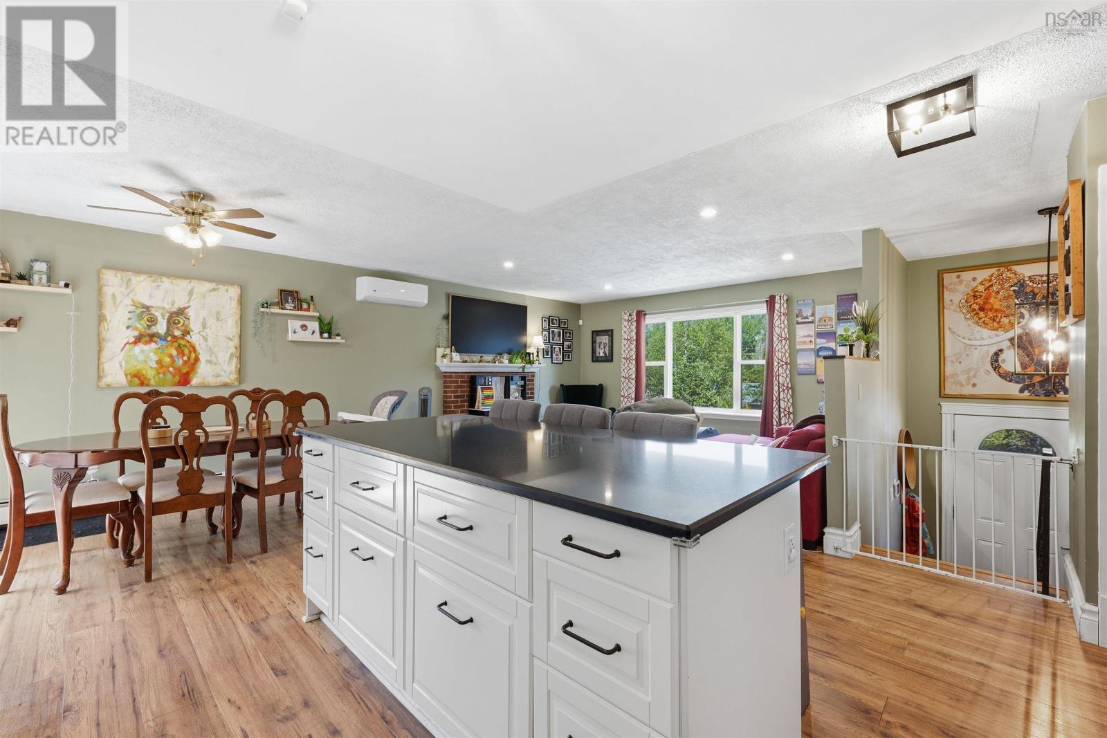 132 Dickey Drive - 18