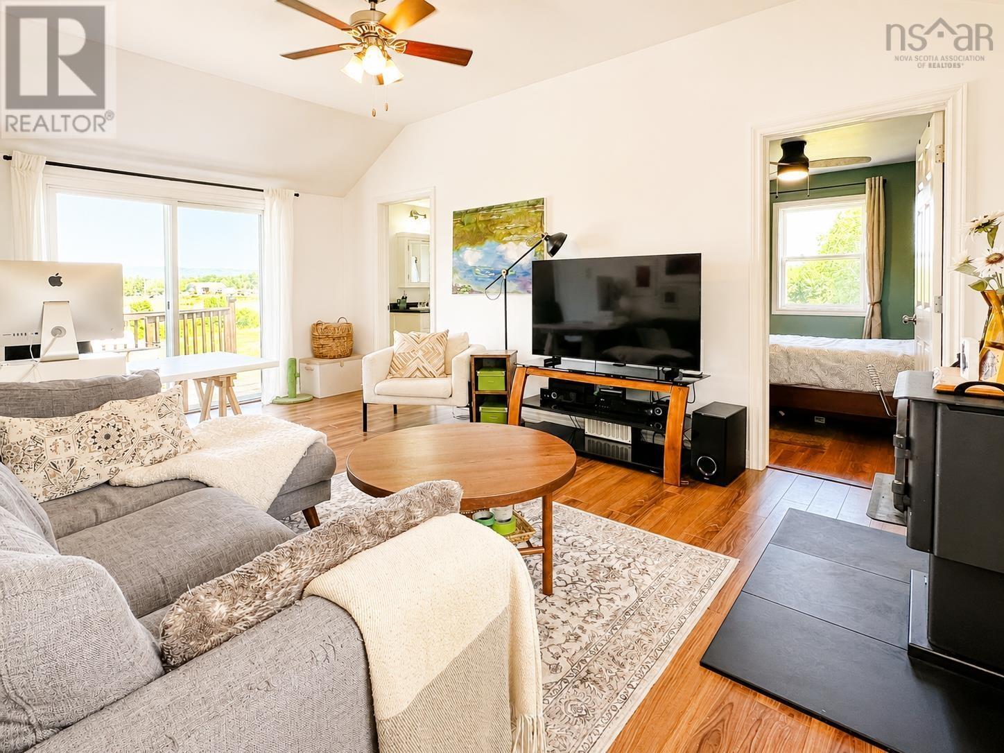 926 North Bishop Road - 10
