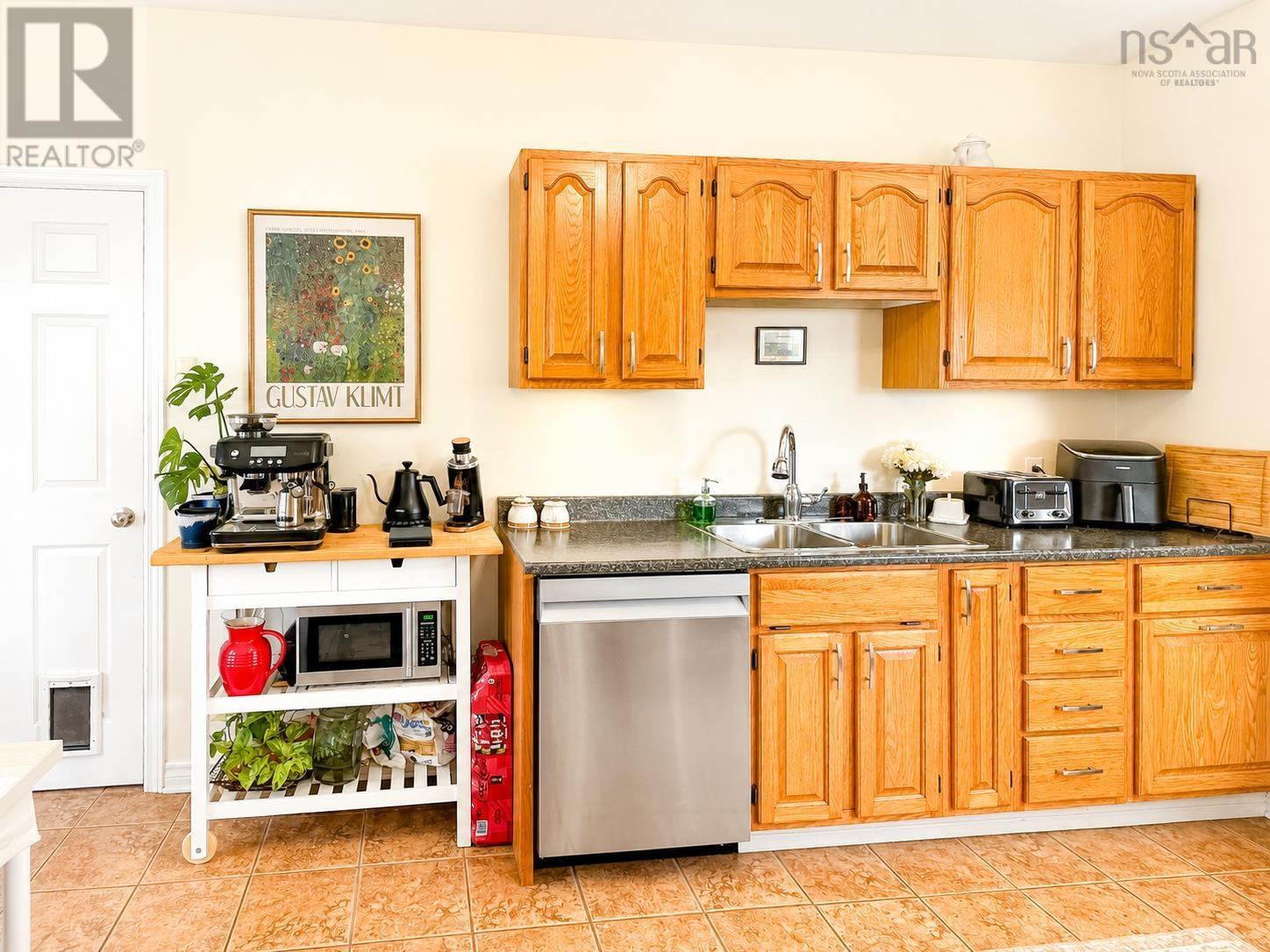 926 North Bishop Road - 7