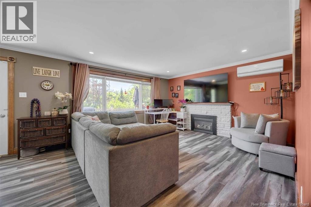 15 Roberts Lane - 14