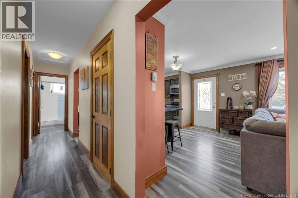 15 Roberts Lane - 23