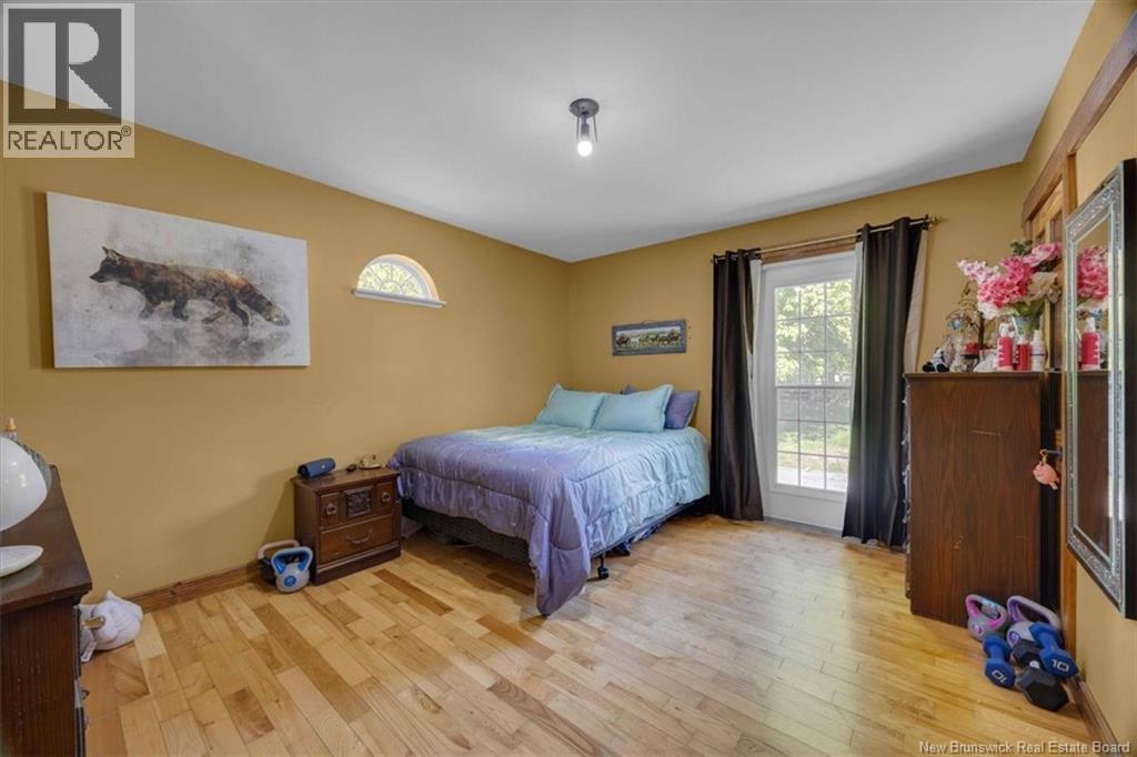 15 Roberts Lane - 25