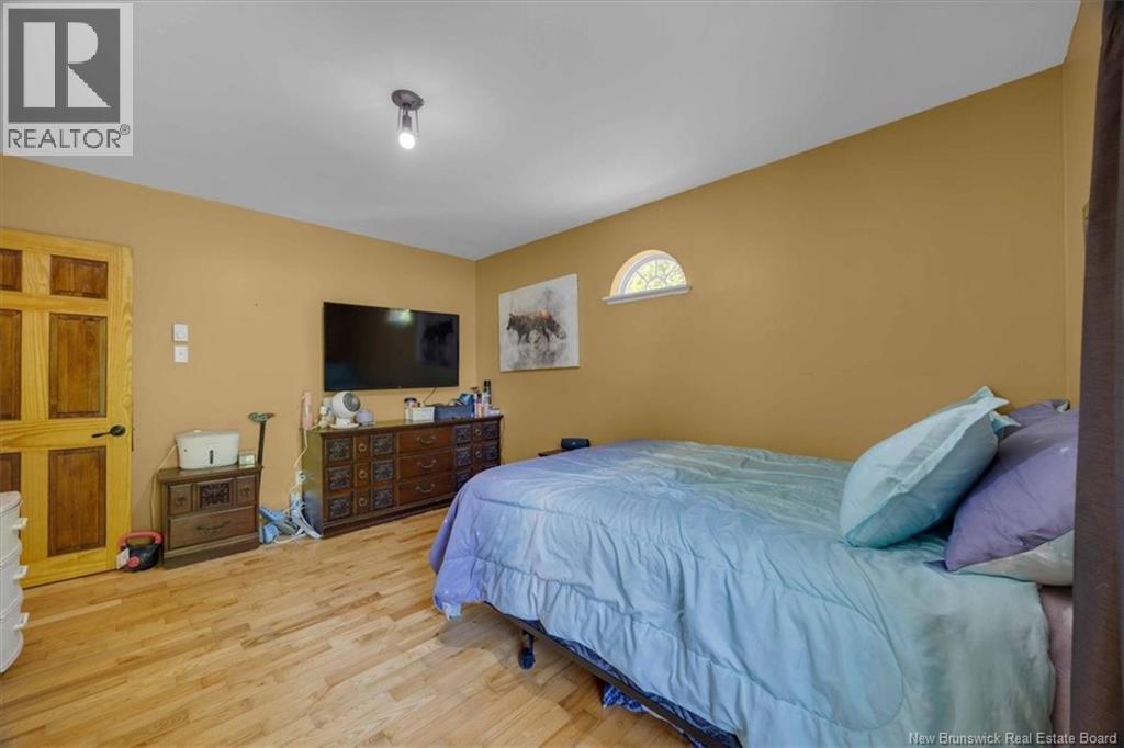 15 Roberts Lane - 26