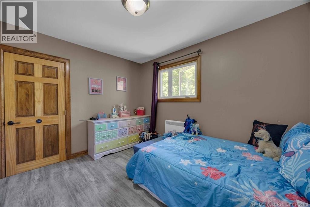 15 Roberts Lane - 27