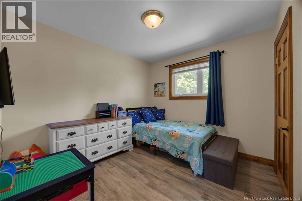 15 Roberts Lane - 28