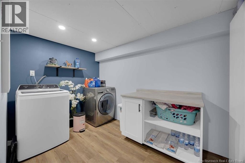 15 Roberts Lane - 35