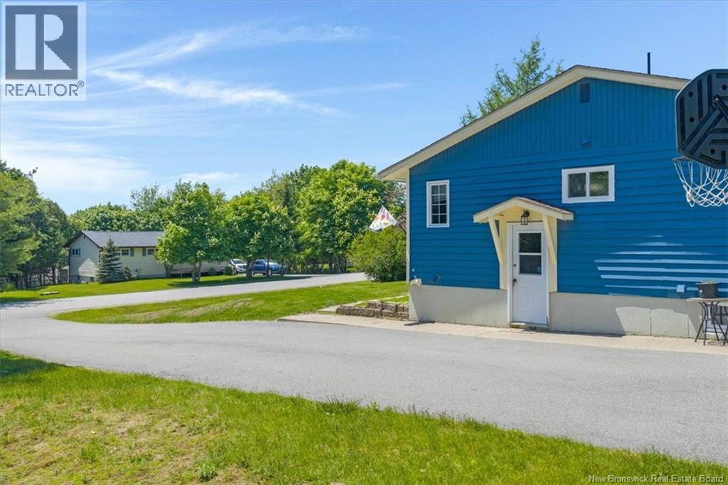 15 Roberts Lane - Image 4